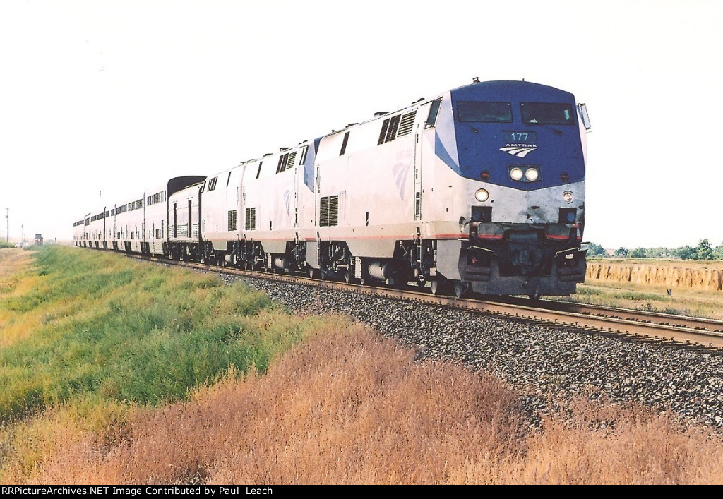 "Empire Builder" rolls east